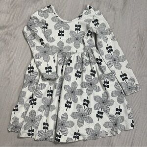 Hanna Andersson little girl dress, size 5, floral, pockets, cotton/elastane